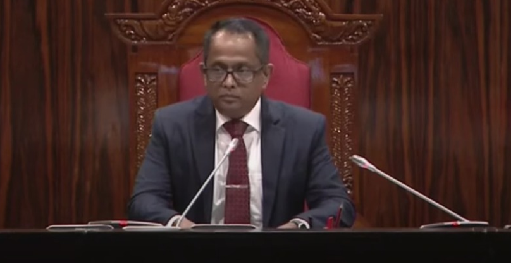 කථානායක ධුරය වෛද්ය ජගත් වික්රමරත්නට කථානායක ධුරය වෛද්ය ජගත් වික්රමරත්නට
