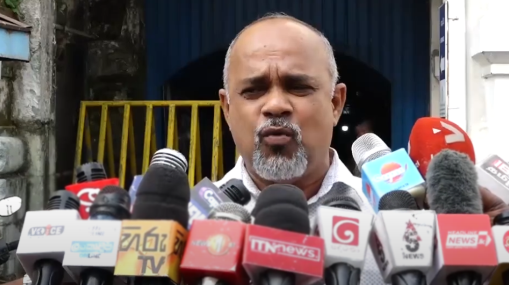 නාමල්ගේ නීති උපාධිය හොර එකක් නම් ඒක cancel කරලා නීතිය ක්රියාත්මක කරන්න නාමල්ගේ නීති උපාධිය හොර එකක් නම් ඒක cancel කරලා නීතිය ක්රියාත්මක කරන්න