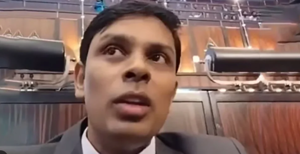විරෝධතා ගොනුකිරීමට අර්ච්චුනා අවසර ඉල්ලයි විරෝධතා ගොනුකිරීමට අර්ච්චුනා අවසර ඉල්ලයි