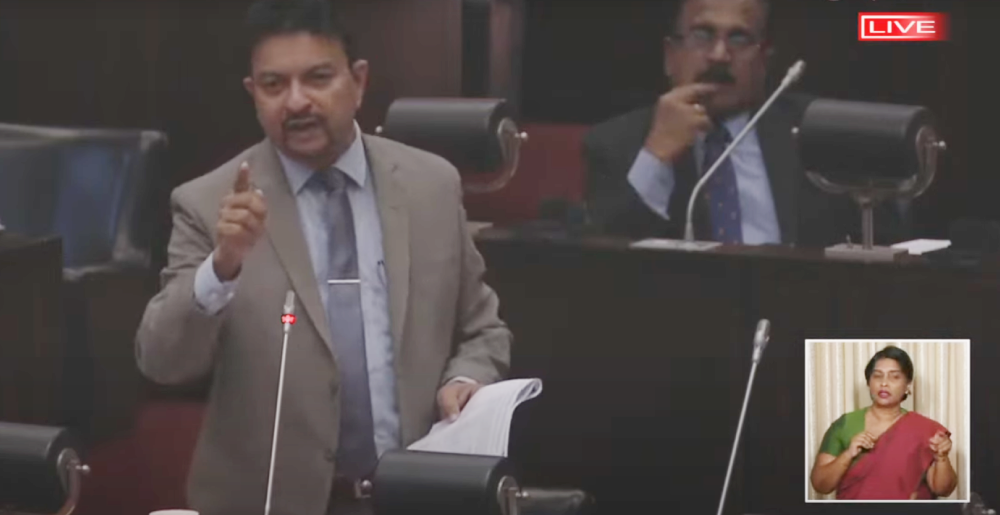 රාජ්ය සේවක වැටුප් වැඩිකිරීම ගැන ඉඟියක් රාජ්ය සේවක වැටුප් වැඩිකිරීම ගැන ඉඟියක්