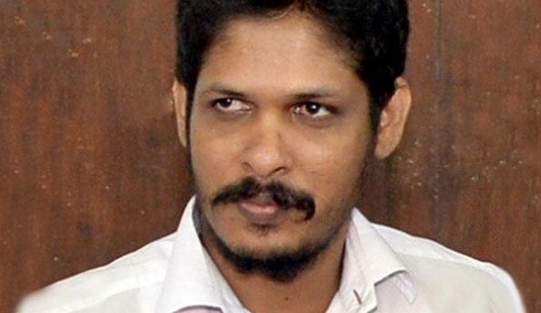 වෙලේ සුදාට බරපතළ වැඩ සහිත සිරදඬුවම් වෙලේ සුදාට බරපතළ වැඩ සහිත සිරදඬුවම්