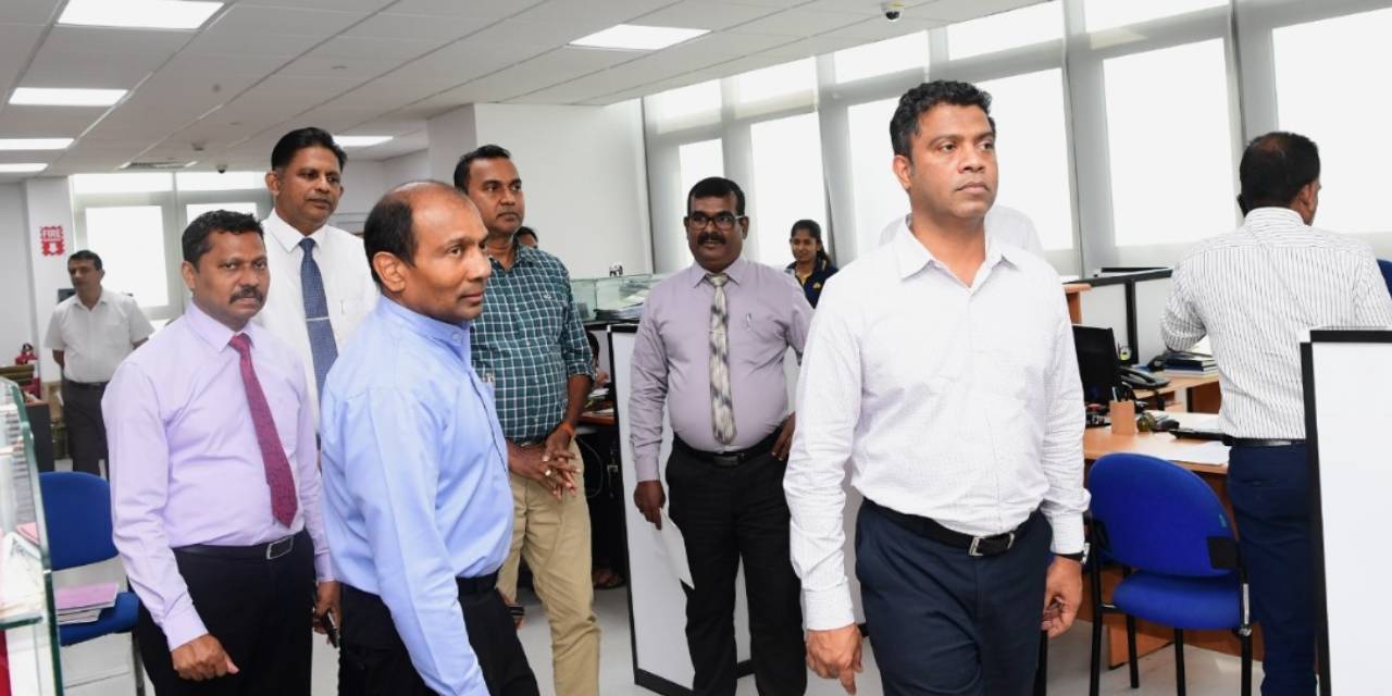 සෞඛ්ය අමාත්යවරයාගෙන් පොරොන්දුවක් සෞඛ්ය අමාත්යවරයාගෙන් පොරොන්දුවක්