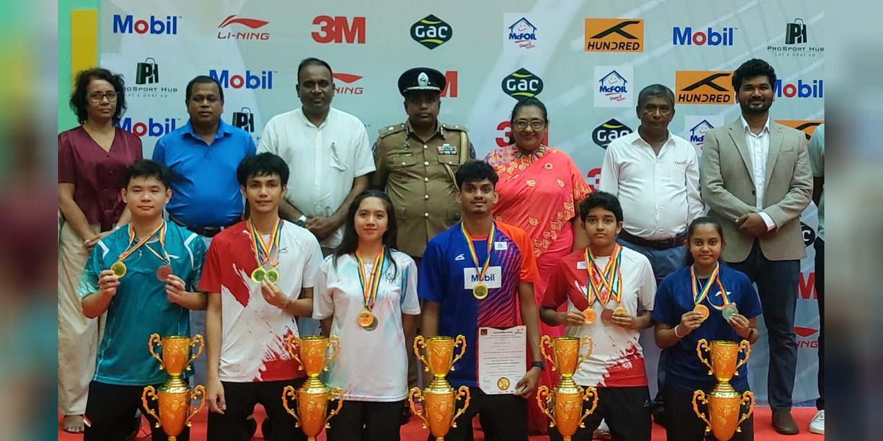 ආශිංසට රනිත්මාට දකුණු පළාත් බැඩ්මින්ටන් ශූරතාව ආශිංසට රනිත්මාට දකුණු පළාත් බැඩ්මින්ටන් ශූරතාව