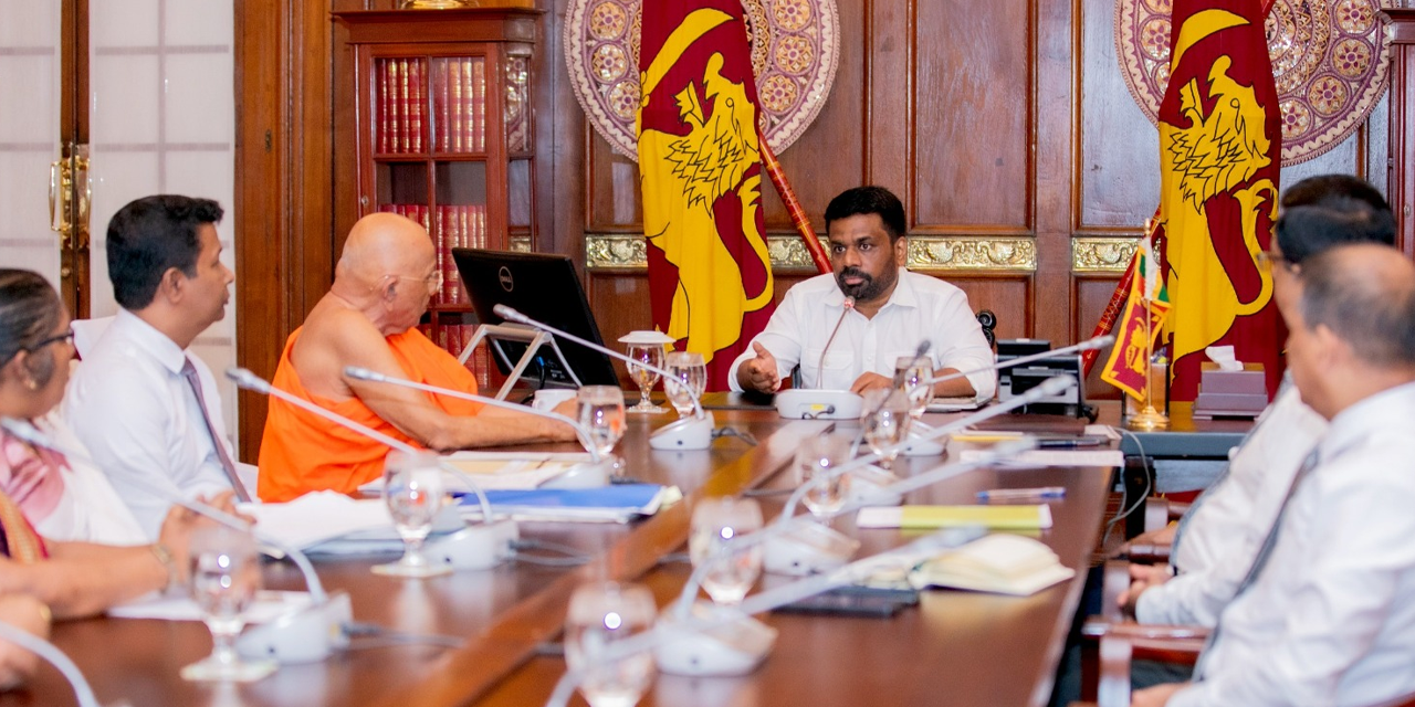 සෞඛ්ය වෘත්තිකයන්ගේ වැඩවර්ජන අනුමත කළ නොහැකි බව ජනාධිපති කියයි සෞඛ්ය වෘත්තිකයන්ගේ වැඩවර්ජන අනුමත කළ නොහැකි බව ජනාධිපති කියයි
