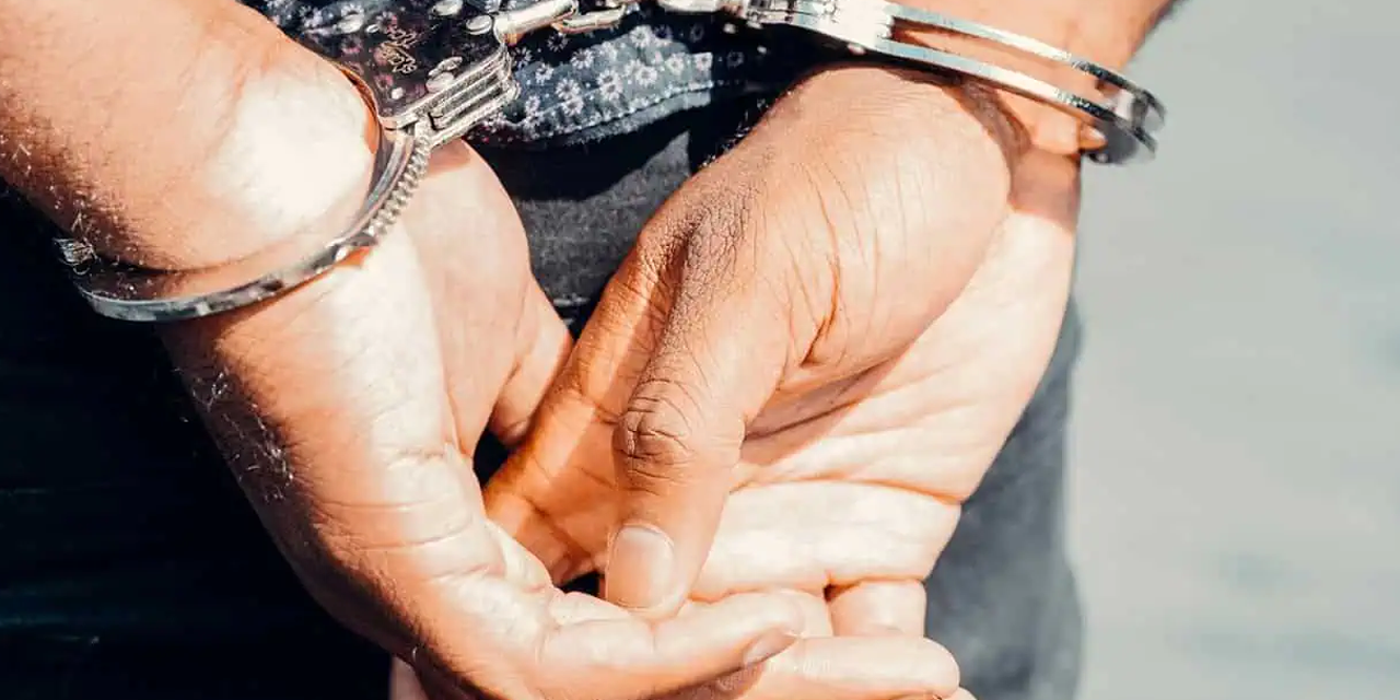 පුංචි ඡන්දයේ අපේක්ෂකයන් 30 දෙනෙක් අත්අඩංගුවට