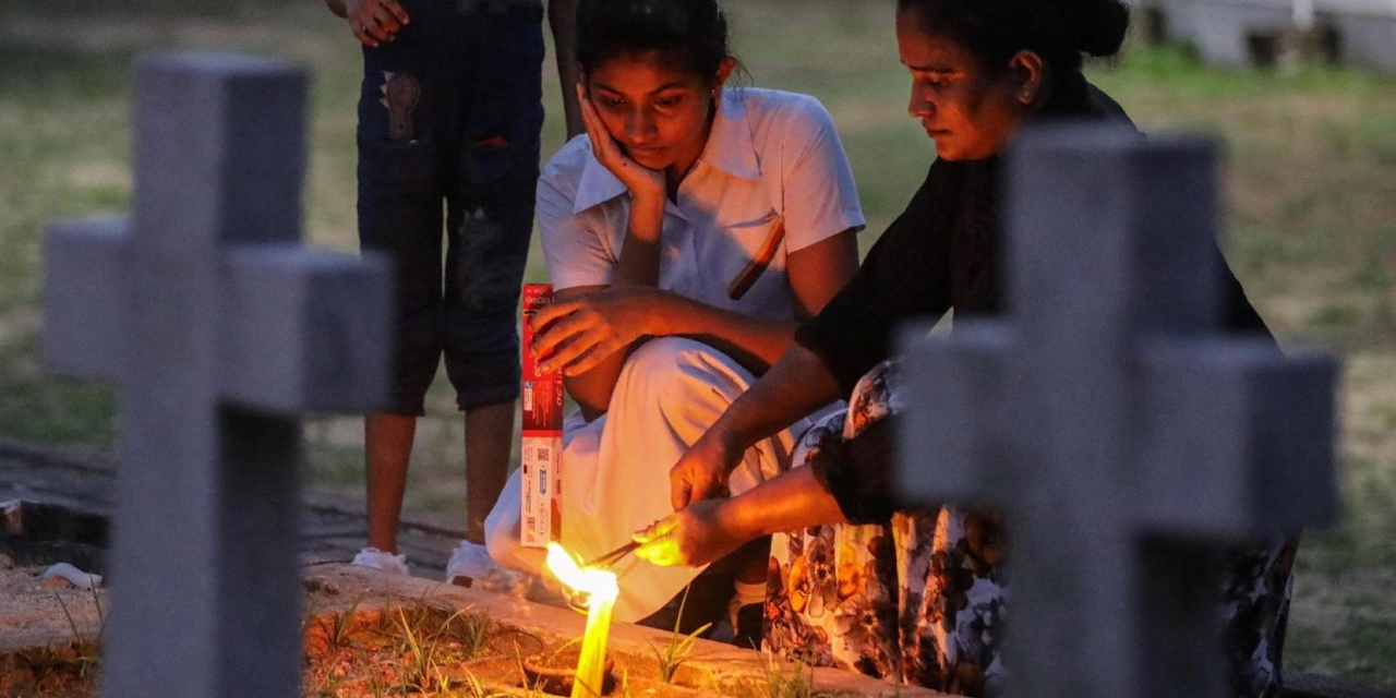පාස්කු ඉරිදා සිදු වූ බෝම්බ ප්රහාරය දේශපාලන වාසියක් කරගන්න එපා – නාමල් රාජපක්ෂ පාස්කු ඉරිදා සිදු වූ බෝම්බ ප්රහාරය දේශපාලන වාසියක් කරගන්න එපා – නාමල් රාජපක්ෂ