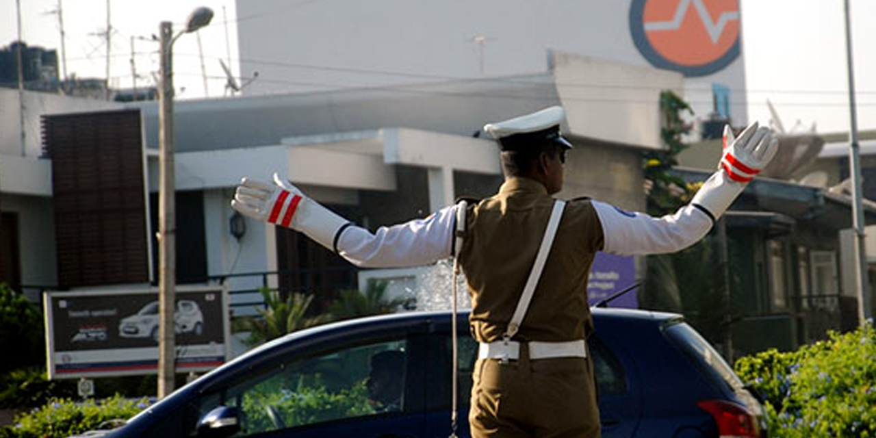 මෝදිගේ සංචාරය නිසා වැසෙන පාරවල් මෙන්න මෝදිගේ සංචාරය නිසා වැසෙන පාරවල් මෙන්න