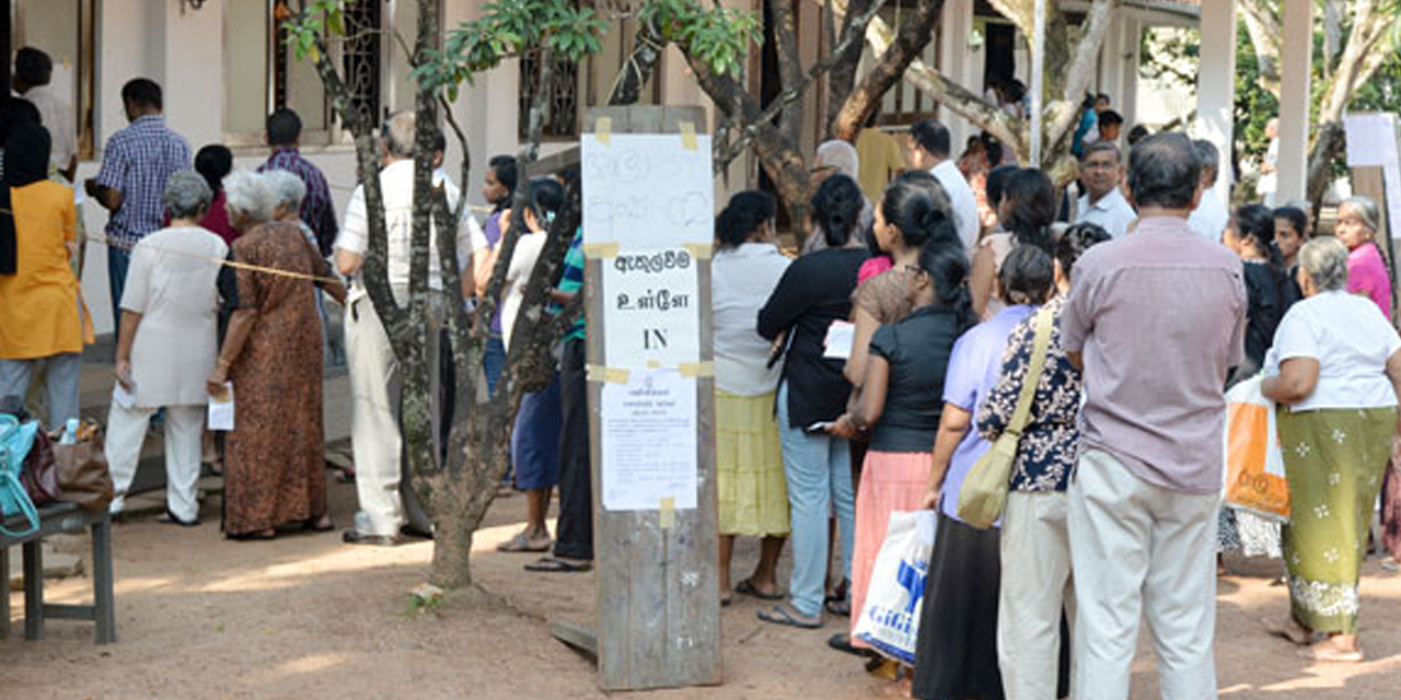 පුංචි ඡන්දය නියමිත දිනට පවත්වනවා – මැතිවරණ කොමිසම
