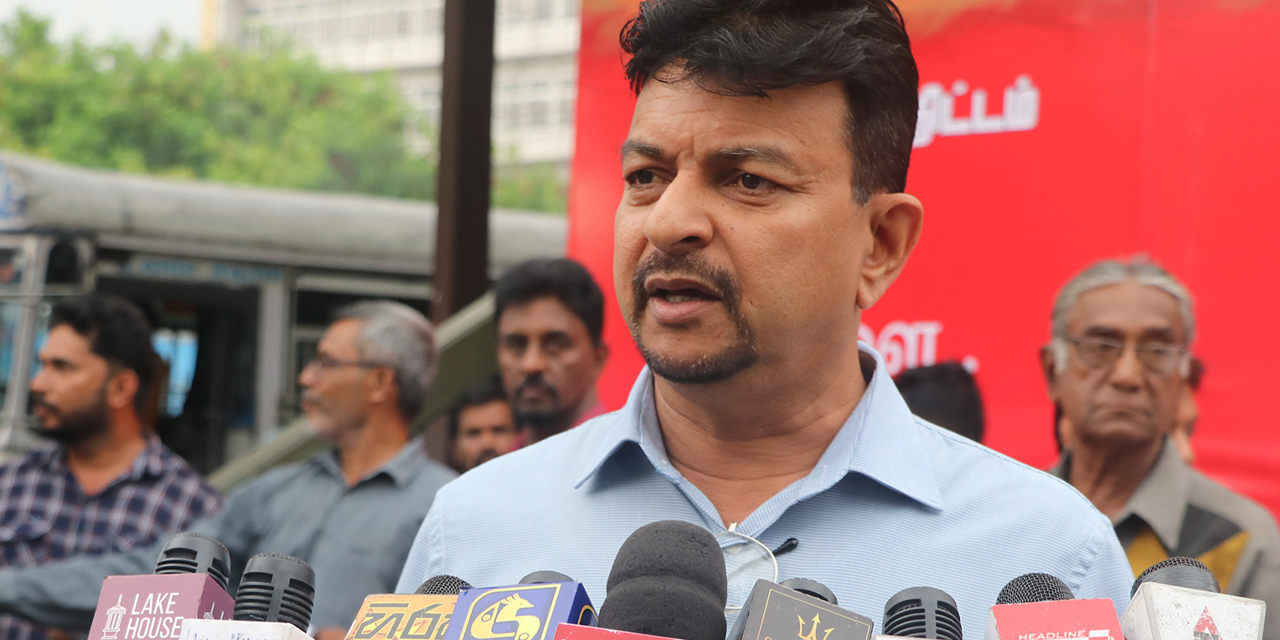 මහින්ද ජයසිංහත් අපරාධ පරීක්ෂණ දෙපාර්තමේන්තුවට යයි මහින්ද ජයසිංහත් අපරාධ පරීක්ෂණ දෙපාර්තමේන්තුවට යයි