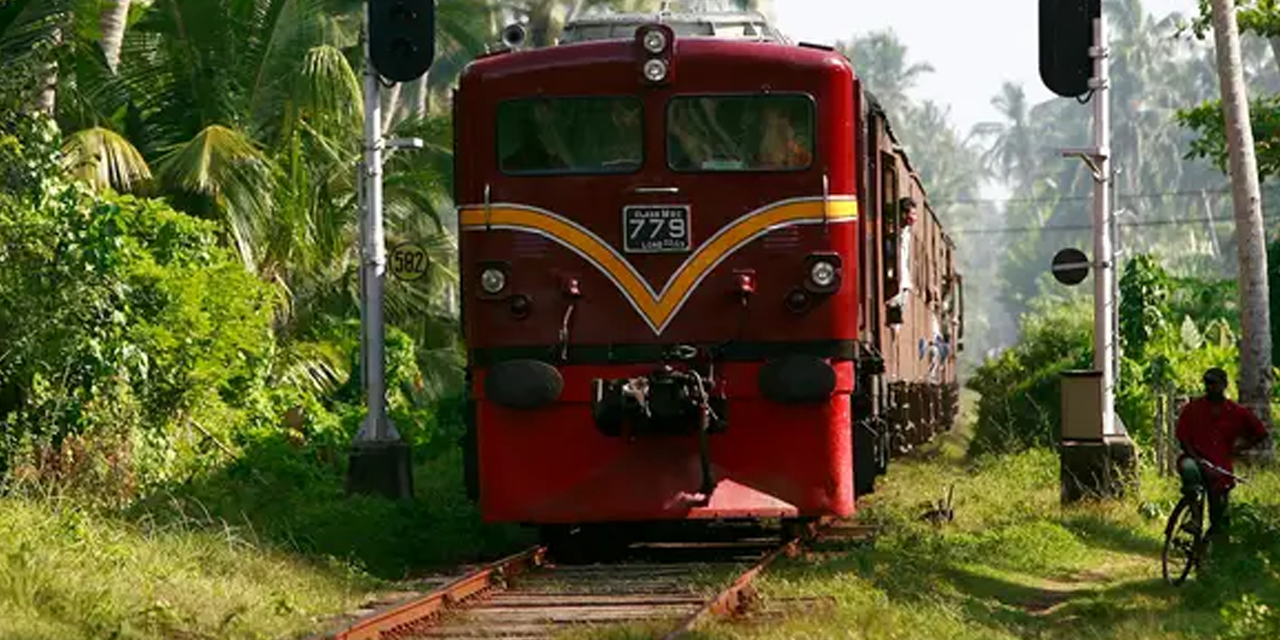 අද සිට විශේෂ දුම්රිය වාර කිහිපයක්