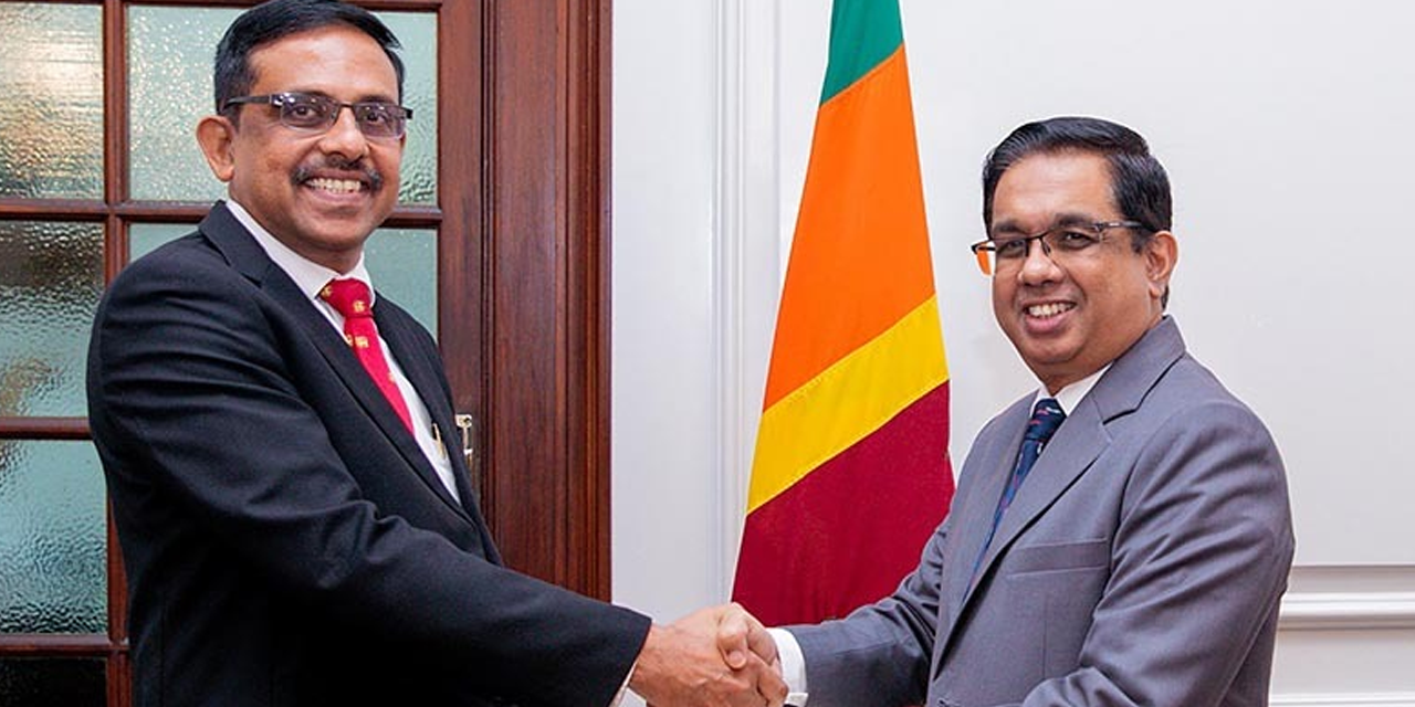 ඌව පළාත් ලේකම් අල්ලස් කොමිෂන් සභා අත්අඩංගුවට ඌව පළාත් ලේකම් අල්ලස් කොමිෂන් සභා අත්අඩංගුවට
