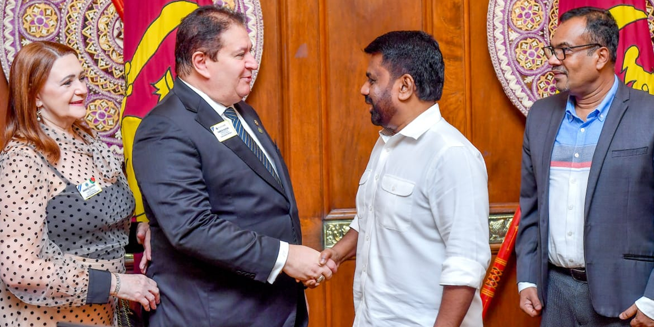 ජනපති සහ ජාත්‍යන්තර සිංහ සමාජයේ සභාපති අතර හමුවක්
